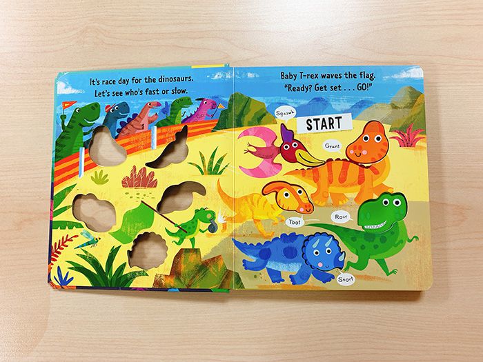 Roar! Roar! Dinosaur  叫叫大恐龍（壓壓音效書）