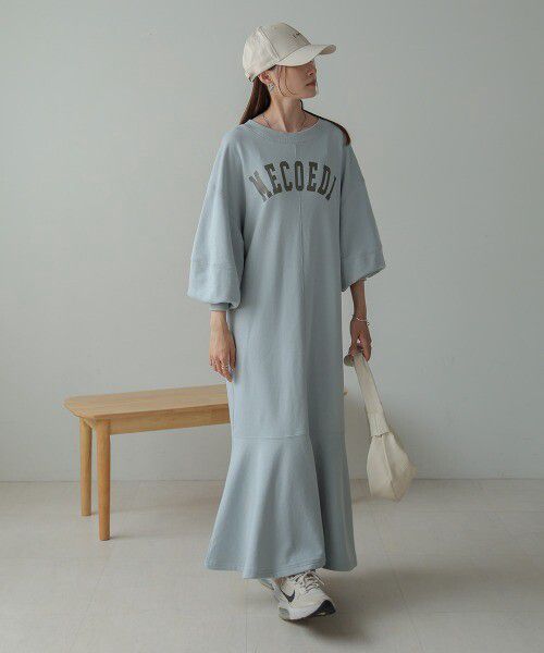 日本 Bab - 2WAY圓領印花魚尾洋裝-摩卡