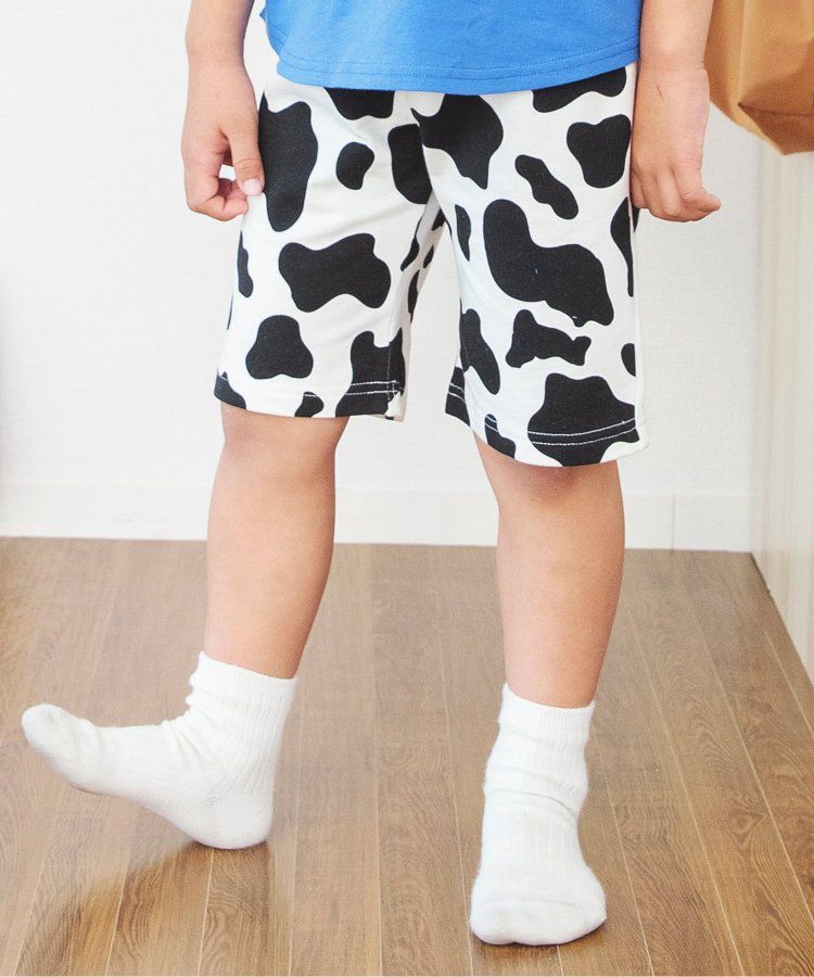 日本 BREEZE - 熱銷！百搭休閒印花短褲-乳牛紋-黑白