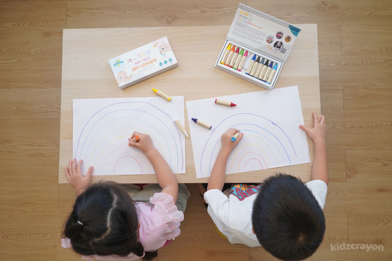 媽媽友 mamayo - kidzcrayon12色大豆無毒蠟筆精裝禮盒組