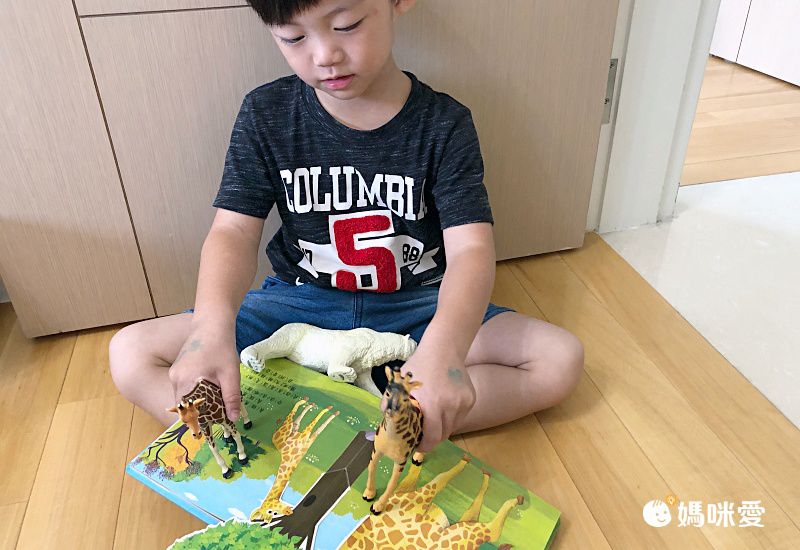 環遊世界立體書-海洋生物