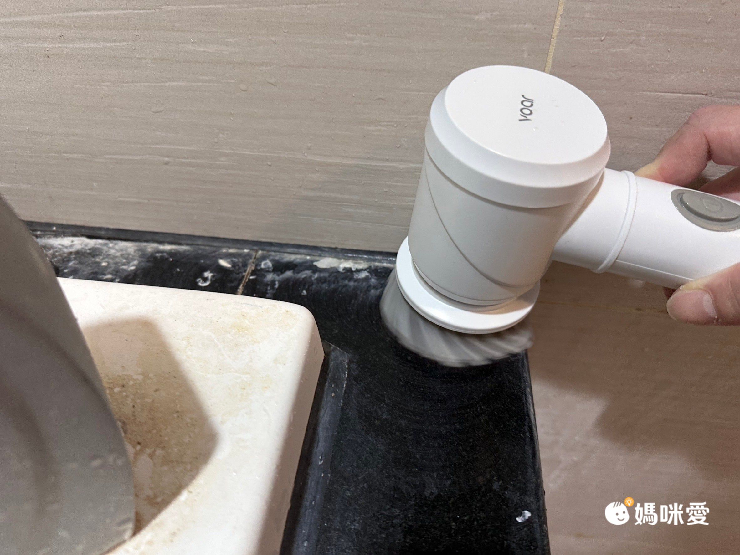 婚姻救星打掃神器【VOAR WASH SPIN C 無線電動清潔機】