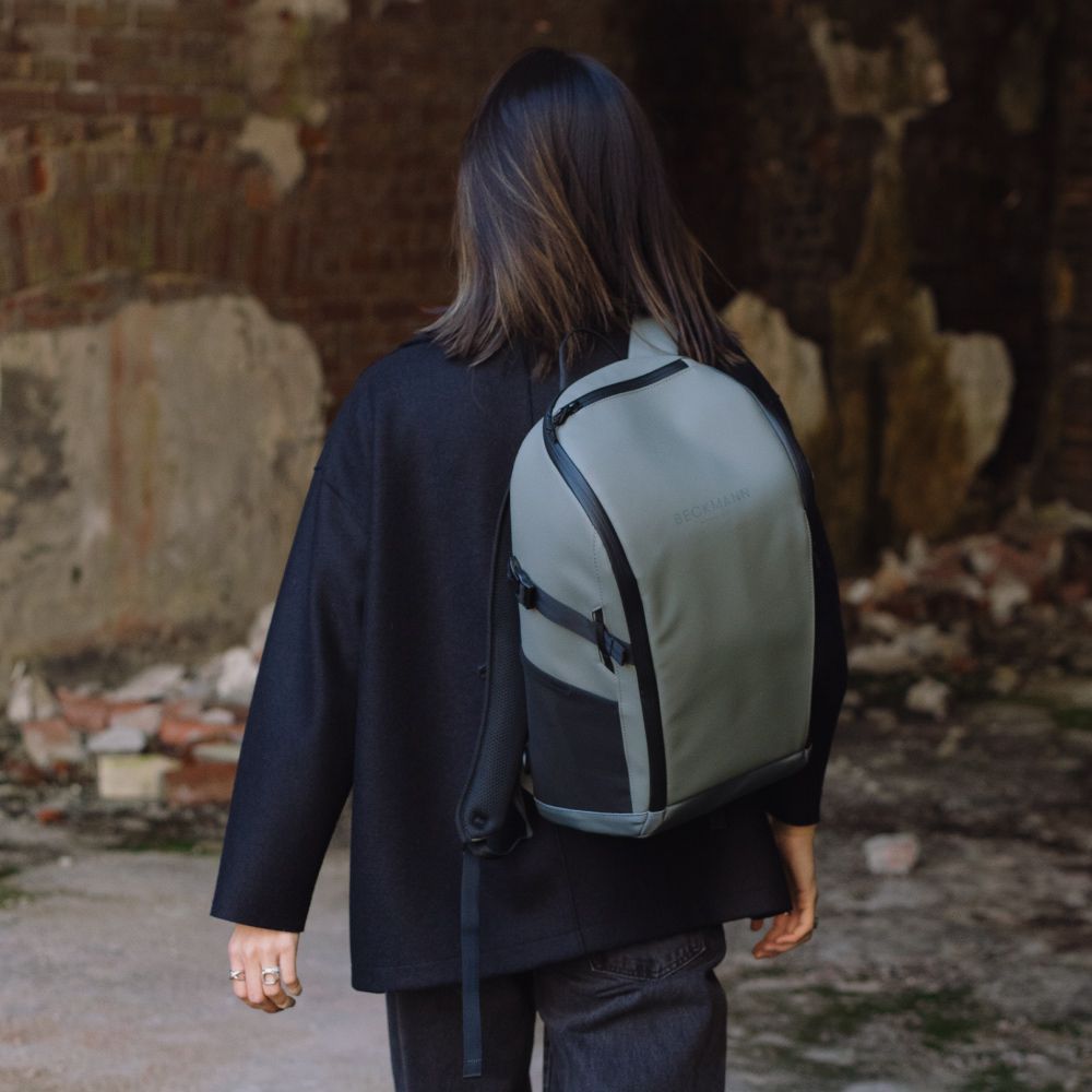 Street Go 街頭護脊背包 26L - 地衣綠 3.0