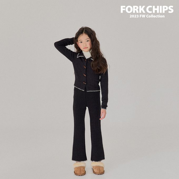 韓國 FORK CHIPS - 編織感牛角釦針織外套-黑