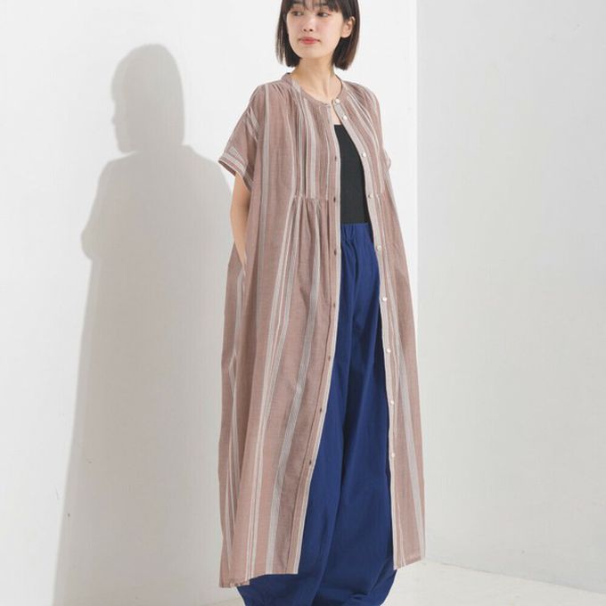 日本 OMNES - 100%印度棉 襯衫式印花短袖洋裝-深藍圖騰