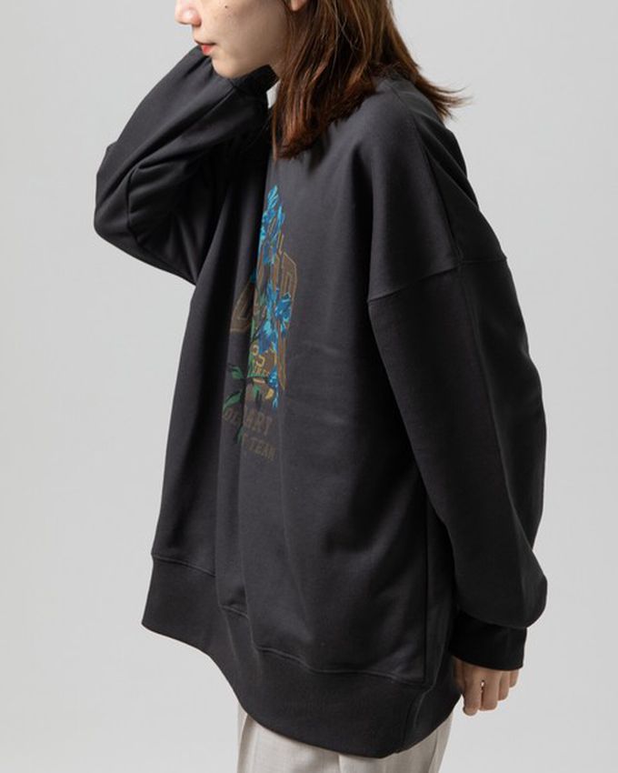 日本 gleam - 裏毛寬版學院風花卉大學T-炭灰