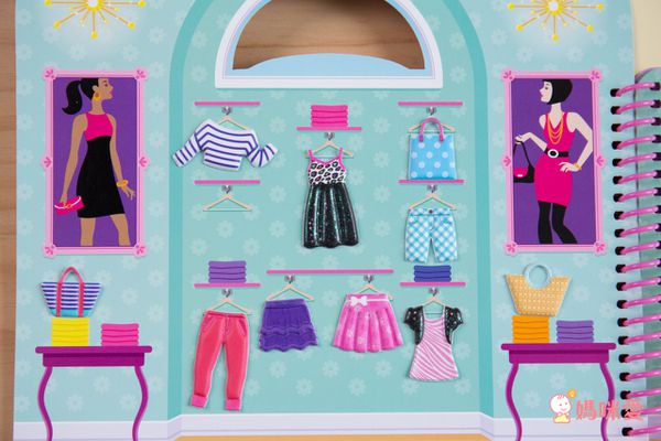 暢銷全美！【美國瑪莉莎】水畫冊＆可重複黏貼貼紙簿