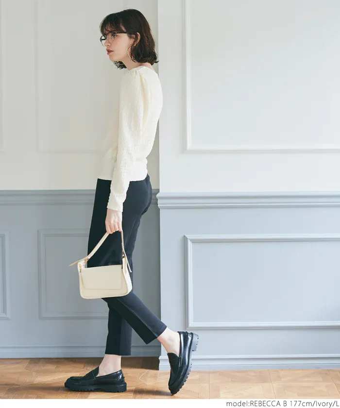 日本 COCA - 圓領泡泡抓皺薄長袖上衣-黑