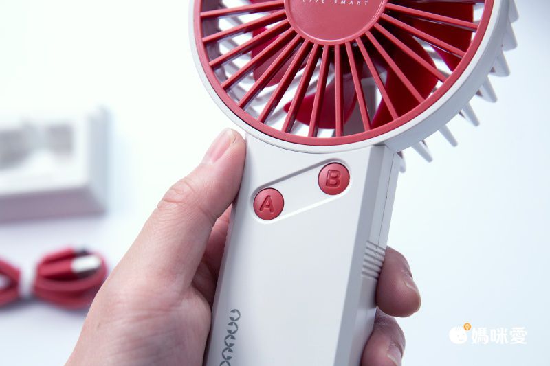 OnPro - 電競風潮流手風扇-電競黑-UF-iFUN