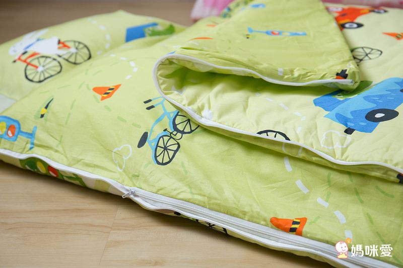 鴻宇 HongYew - 防螨抗菌100%美國棉鋪棉兩用兒童睡袋-交通樂園-1778
