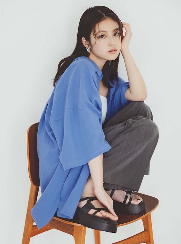 日本 GRL - V領細肩帶內搭/小可愛(附Bra)-米杏